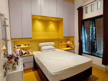Rumah Konsep Villa Mewah di Pagutan Kota Mataram