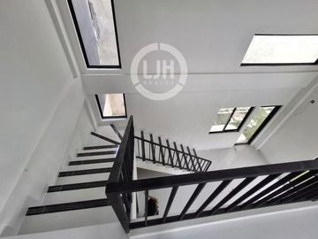 Dijual Rumah Diamond Pavilion, Batam Centre