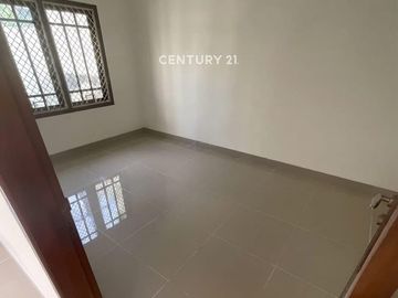 DIJUAL Rumah Siap Huni dan Strategis di Perumahan Anggrek Harapan, Bekasi Utara
