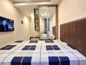 Akses ke Kampus UNTAR & Trisakti Sewa Studio Furnished di Apartemen Madison Dekat ke Mall Central Park, Taman Anggrek & Pintu Tol
