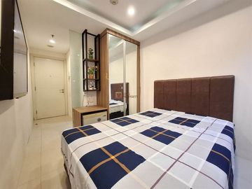 Akses ke Kampus UNTAR & Trisakti Sewa Studio Furnished di Apartemen Madison Dekat ke Mall Central Park, Taman Anggrek & Pintu Tol