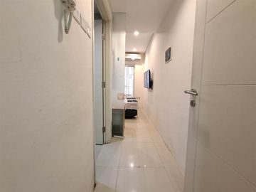 Akses ke Kampus UNTAR & Trisakti Sewa Studio Furnished di Apartemen Madison Dekat ke Mall Central Park, Taman Anggrek & Pintu Tol