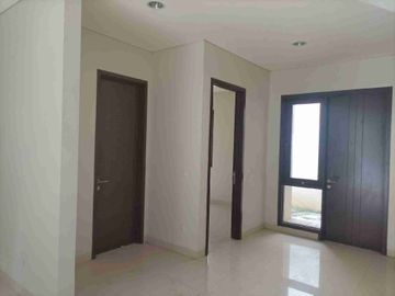 Disewakan Rumah Cluster Regentown Bsd City