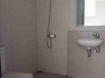 Disewakan Rumah Cluster Regentown Bsd City