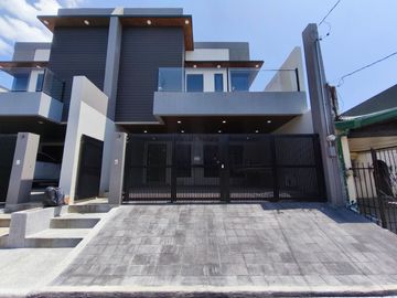 4 Bedroom House and Lot for Sale in Vermont Park Executive Village Antipolo -AJCE