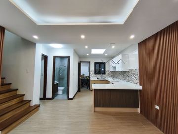 4 Bedroom House and Lot for Sale in Vermont Park Executive Village Antipolo -AJCE