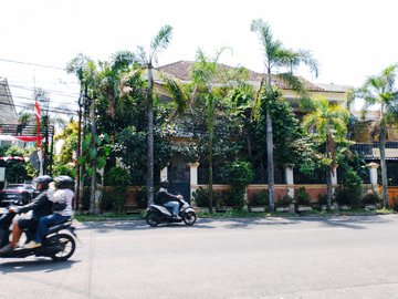 Rumah Mewah Bunga Cengkeh Lowokwaru. Dekat Kampus UB, Polinema, UM, RS Universitas Brawijaya, kawasan kuliner serta pusat bisnis.MLG00134