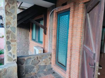 Rumah Mewah 2 Lantai Araya Malang. Dekat Araya Golf & Family Club, Plaza Araya, Gerbang Tol Malang, Bandara, Terminal.MLG00139