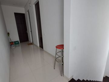 Rumah Modern 3 Lantai Permata Jingga West Diera Malang. Dekat Universitas Brawijaya, Politeknik Negeri Malang (Polinema). MLG00140