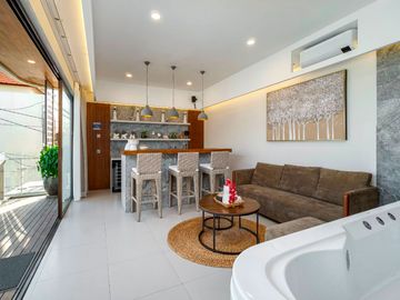 Brand New Luxury Villa Near From Potato Head Beach Club