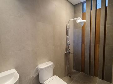 Luxury House Berlokasi Di Cluster  Baru Paling Diminati Kota Baru Parahyangan, Bandung