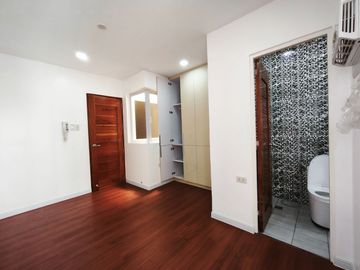 For Sale Modern 3 Storey Townhouse in San Antonio, Q.C. KSA