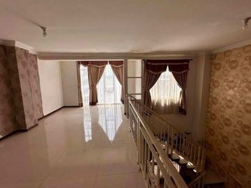 Sewa Rumah siap huni dan nyaman Bukit Wahid. Semarang Barat-11719