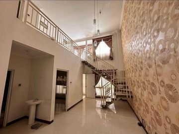 Sewa Rumah siap huni dan nyaman Bukit Wahid. Semarang Barat-11719