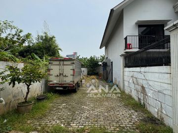 ANA RUMAH UK 13X19.5M BONUS LAHAN PARKIR DI KOMPLEK DUTA MAS JELAMBAR