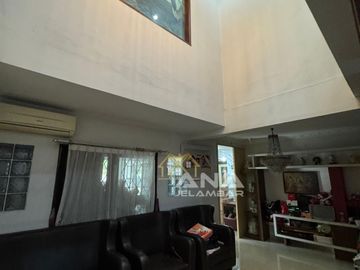 ANA RUMAH UK 13X19.5M BONUS LAHAN PARKIR DI KOMPLEK DUTA MAS JELAMBAR