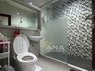 ANA RUMAH UK 13X19.5M BONUS LAHAN PARKIR DI KOMPLEK DUTA MAS JELAMBAR