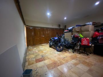 Rumah Luas 543M2 Lengkap Privat Pool di Cinere Harga di Bawah NJOP