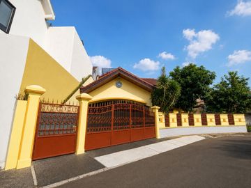 Rumah Luas 543M2 Lengkap Privat Pool di Cinere Harga di Bawah NJOP