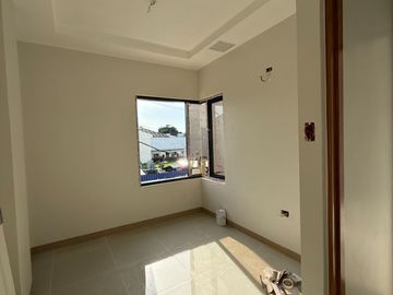 3 Bedroom Duplex Townhouse for Sale in Vermont Park Antipolo -AJCE