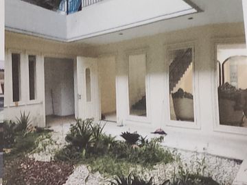 Villa Mewah Pakuwon Indah 2 Surabaya.MLG00147