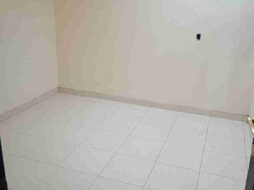 Rumah bagus 2 lantai semifurnish dan akses 1 mobil di Tebet Barat Jaksel