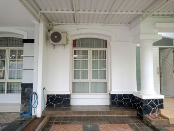 Sewa Rumah siap huni dan nyaman Graha Padma, Semarang Barat-11723