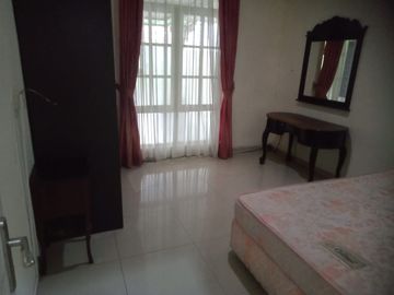Sewa Rumah siap huni dan nyaman Graha Padma, Semarang Barat-11723