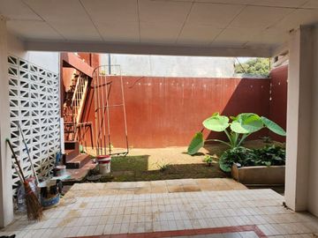 For Sale! Rumah Nyaman Hadap Timur di Perumahan Buncit Indah