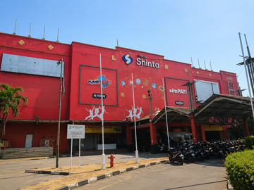 Disewakan bangunan dekat PLaza shinta dan MC.D di jl.teuku umar, tangerang kota