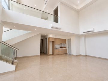 Dijual Penthouse EleVee Alam Sutera access to pool I Pet Friendly | Spacious Balcony