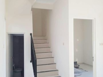 Dijual Rumah Minimalis 2 Lantai  Wisata Semanggi - Mangrove, Wonorejo Timur, Rungkut Surabaya