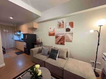 Fully Furnished Studio Condo for Rent at Solinea - Cebu Business Park ( Pet Friendly- small)