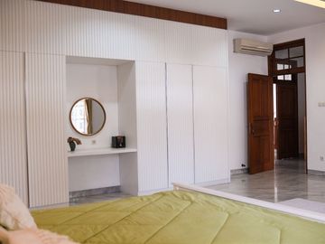 DIJUAL  Rumah Asri di Ragunan - Jakarta Selatan