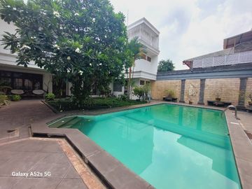 DIJUAL  Rumah Asri di Ragunan - Jakarta Selatan