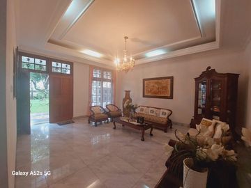 DIJUAL  Rumah Asri di Ragunan - Jakarta Selatan