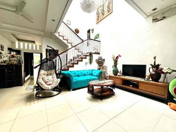 dijual rumah di kemang jakarta selatan
