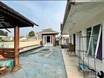 dijual rumah di kemang jakarta selatan