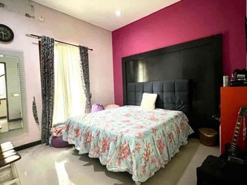 dijual rumah di kemang jakarta selatan
