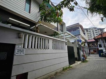 dijual rumah di kemang jakarta selatan