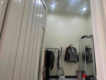 DI JUAL CEPAT RUMAH BAGUS 2LANTAI SIAP HUNI