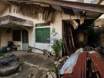 Rumah di Kampung Utama Nagoya Butuh Renovasi | Harga Setara Tanah Saja