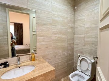 Dijual Rumah Cantik Design Modern Minimalis De Mansion Alam Sutera Tangerang