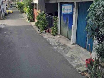 RUMAH + WARUNG DI KOMPLEK ANEKA ELOK PENGGILINGAN - PONDOK KOPI