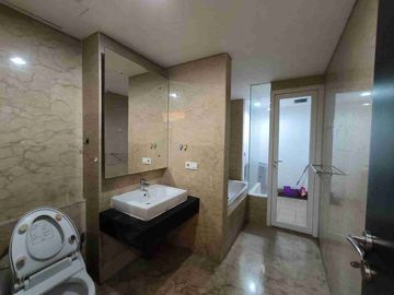 Disewakan apartemen royale springhill kemayoran