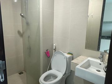 Apartemen di jakarta barat puri mansion tipe studio full furnish siap huni