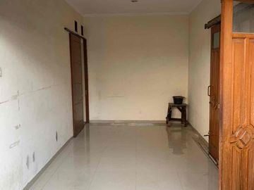 Rumah Siap Huni di Kelapa Dua Kebon Jeruk Jakarta Barat