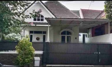 DIJUAL RUMAH DI BUKIT GOLF RIVERSIDE