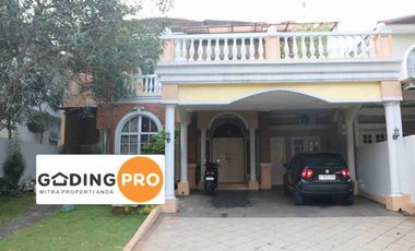 Rumah dijual 
Claustsr depan Kota Wisata.