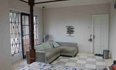 Rumah dijual 
Claustsr depan Kota Wisata.